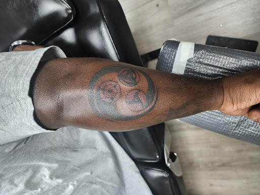 Explore alzheimer tattoo ideas, creative tattoo ideas in Kenosha, available at Kenosha Tattoo Company