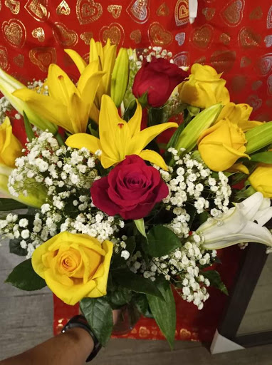 Florist «DeLuxe Florist», reviews and photos, 919 W 87th St, Chicago, IL 60620, USA