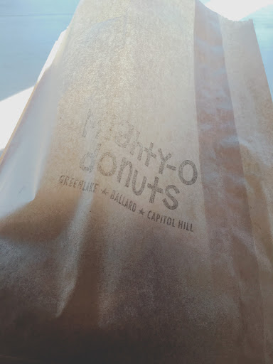 Donut Shop «Mighty-O Donuts Capitol Hill», reviews and photos, 1400 12th Ave, Seattle, WA 98122, USA