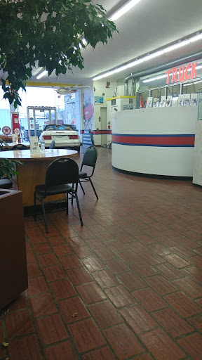 Used Car Dealer «AdvantEdge Quality Cars», reviews and photos, 1238 E Douglas Ave, Wichita, KS 67214, USA