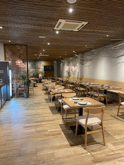 Restaurante Japonés - TORO SUSHI OVIEDO - C. Gascona, 26, 33001 Oviedo, Asturias, Spain