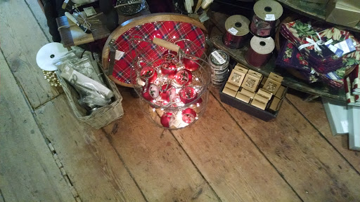 Christmas Store «Historical Christmas Barn», reviews and photos, 150 Danbury Rd, Wilton, CT 06897, USA