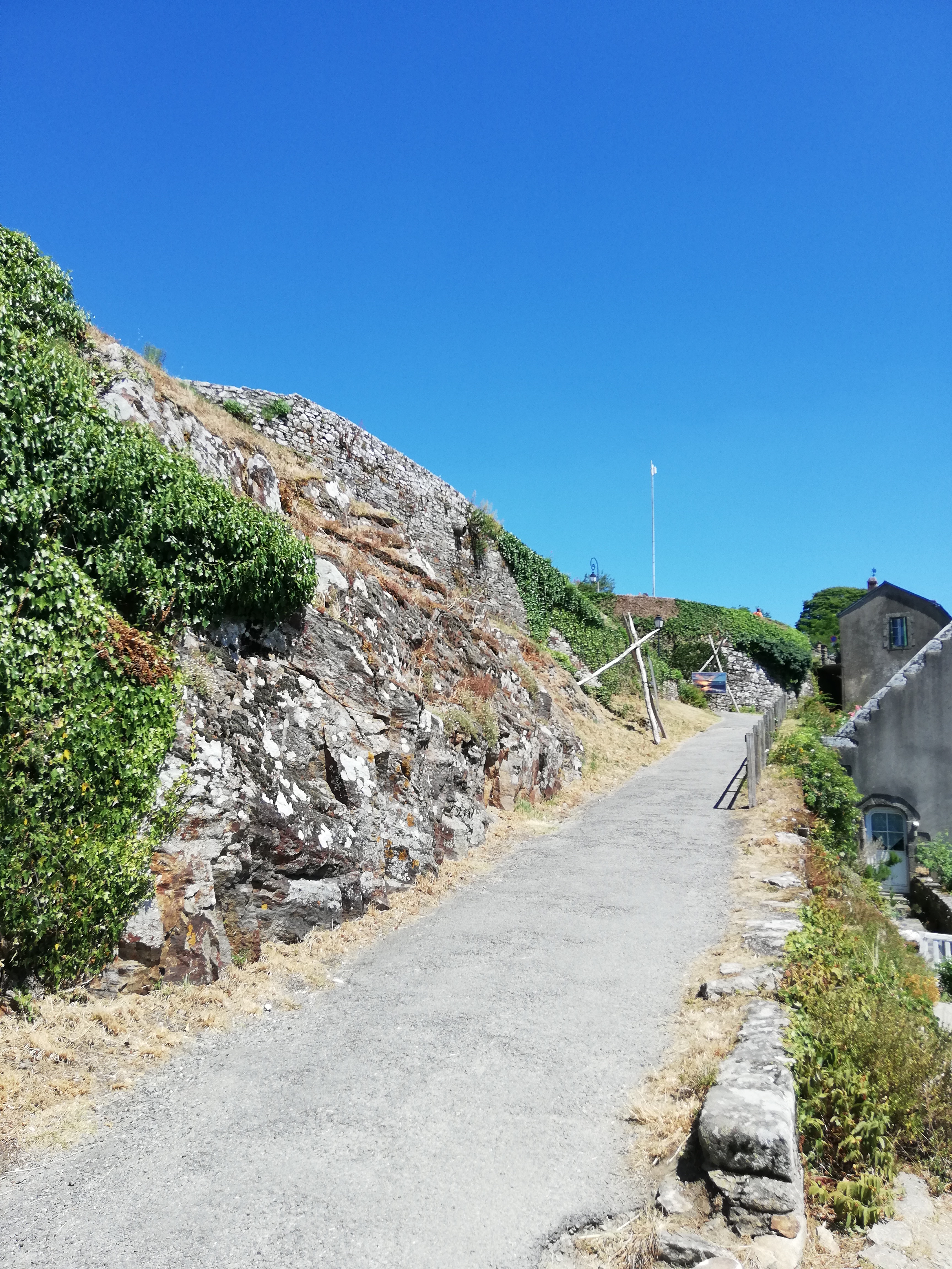 Photo n° 9 de l'avis de serrurier.a fait le 15/07/2019 à 19:42