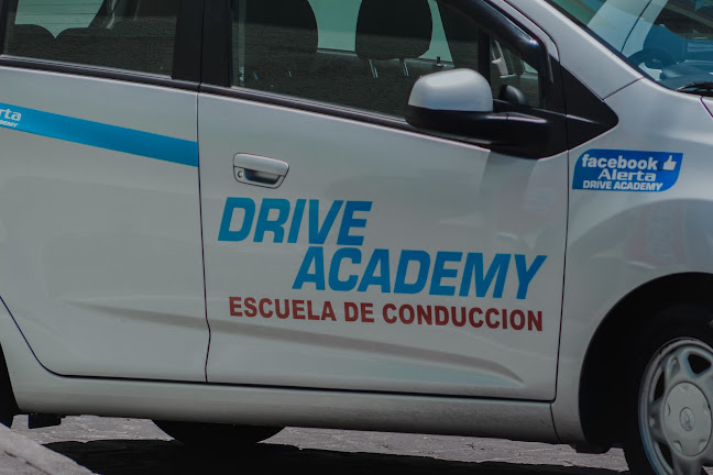 Alerta Escuela de Conducción - Quito