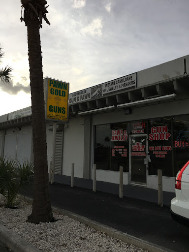 Gun Shop «South Dade Jewelry & Gun Exchange», reviews and photos, 20848 S Dixie Hwy, Miami, FL 33189, USA