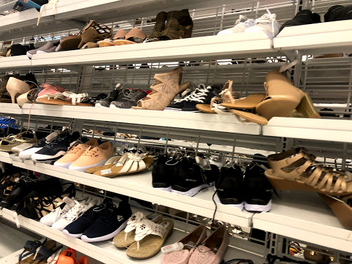 Clothing Store «Ross Dress for Less», reviews and photos, 3500 East-West Hwy, Hyattsville, MD 20782, USA