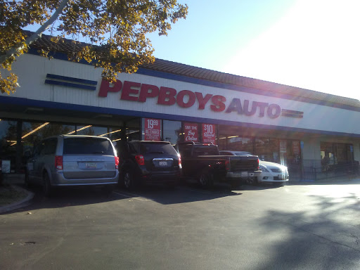Auto Parts Store «Pep Boys Auto Parts & Service», reviews and photos, 660 E Los Angeles Ave, Simi Valley, CA 93065, USA
