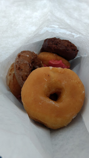 Donut Shop «Granny Donuts», reviews and photos, 1555 S Robert St, St Paul, MN 55118, USA