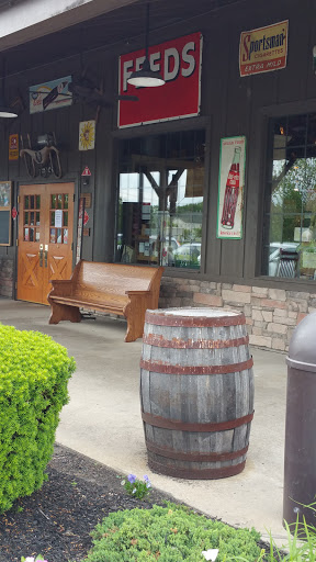 American Restaurant «Cracker Barrel Old Country Store», reviews and photos, 825 Marketplace Blvd, Hamilton Township, NJ 08691, USA