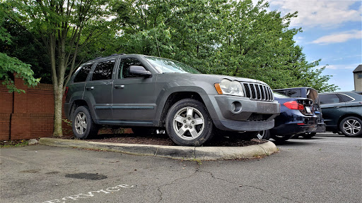 Used Car Dealer «Auto Member», reviews and photos, 911 Edwards Ferry Rd NE, Leesburg, VA 20176, USA