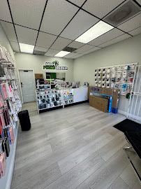 GSM Phone Repair - Iphone Cracked Screen Repair Hialeah FL, Samsung Phone Screen Repair - Photo 4 - Car repair in Hialeah, FL, Hialeah
