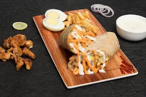 Beyniaz shawarma & grill image