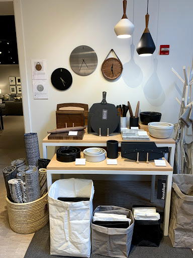 Furniture Store «Room & Board», reviews and photos, 55 E Ohio St, Chicago, IL 60611, USA