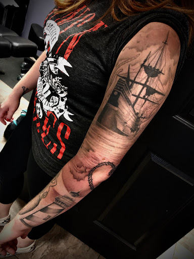 Tattoo Shop «Burning Hearts Tattoo Co.», reviews and photos, 1430 Meriden Rd, Waterbury, CT 06705, USA