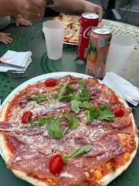 Plats et boissons du Pizzas à emporter La Rocca Pizzeria - Torpes - n°3