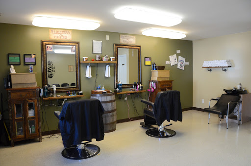 Barber Shop «County Line Barbers», reviews and photos, 7626 KY-146, Pewee Valley, KY 40056, USA