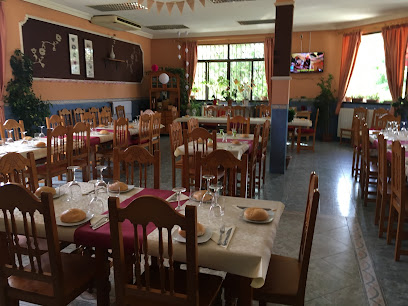 Bar-Restaurante El Pinar. - Cam. de la Torre, 31, 45910, Toledo, Spain