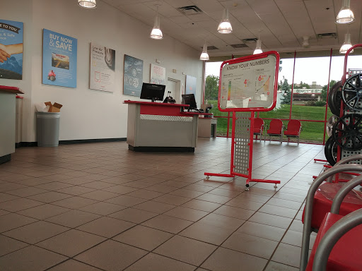 Tire Shop «Discount Tire Store - Westminster, CO», reviews and photos, 7401 W 92nd Ave, Westminster, CO 80021, USA