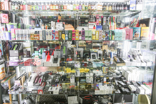 Tobacco Shop «Keep Sake Smoke Shop», reviews and photos, 253 W Yosemite Ave, Manteca, CA 95336, USA