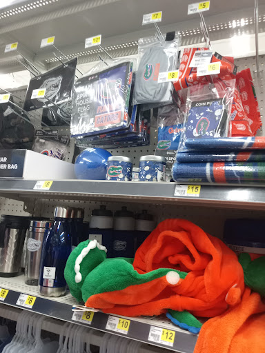 Shopping Mall «Village Square Shopping Center», reviews and photos, 2800 Recker Hwy, Winter Haven, FL 33880, USA