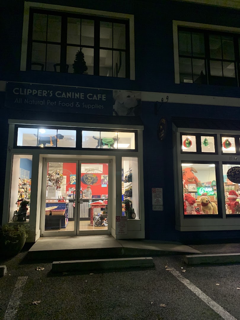 Clipper's Canine Cafe