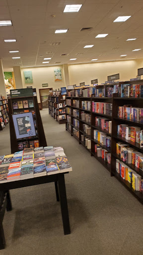 Book Store «Barnes & Noble», reviews and photos, 70 Worcester-Providence Turnpike, Millbury, MA 01527, USA
