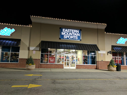 Eastern Mountain Sports, 1701 Niagara Falls Blvd #300, Amherst, NY 14228, USA, 