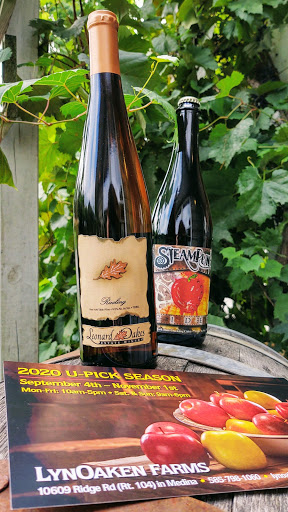 Winery «Leonard Oakes Estate Winery», reviews and photos, 10609 Ridge Rd, Medina, NY 14103, USA