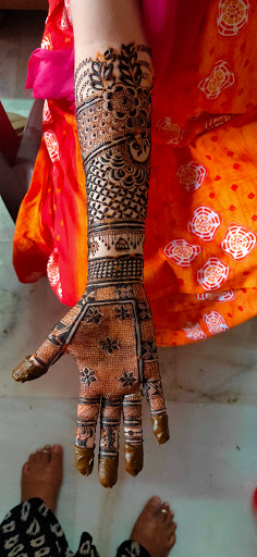 INDIRA MEHANDI ART