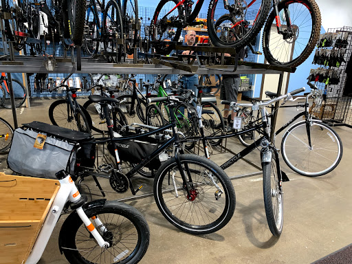 Bicycle Store «The Hub Bike Co-op», reviews and photos, 3020 Minnehaha Ave, Minneapolis, MN 55406, USA