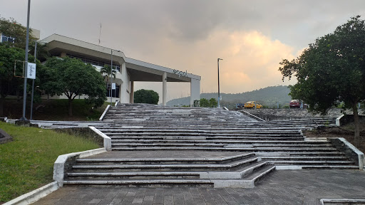 Escuela Superior Politecnica del Litoral