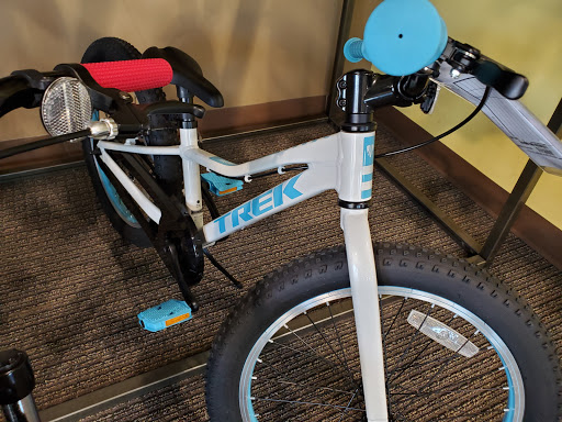 Bicycle Store «Jax Bicycle Center», reviews and photos, 14210 Culver Dr, Irvine, CA 92604, USA