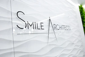 Cabinet stomatologic Smile Architects by Madalina Radu image
