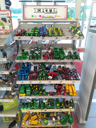 Home Improvement Store «Tractor Supply Co.», reviews and photos, 10801 Colonel Glenn Rd, Little Rock, AR 72204, USA