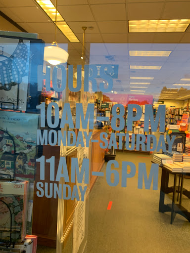 Book Store «Barnes & Noble», reviews and photos, 1424 Union Tpke, New Hyde Park, NY 11040, USA