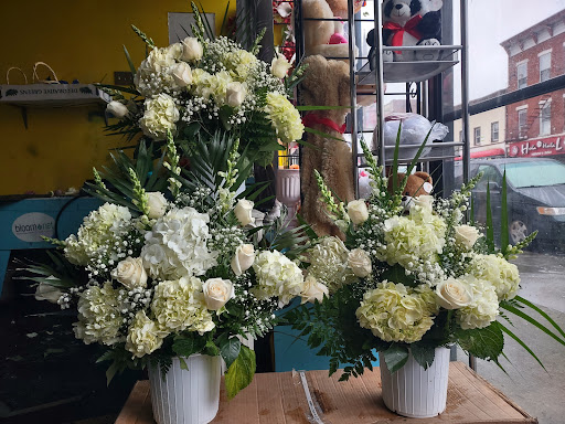 Florist «Flowers Vs Flowers», reviews and photos, 414 Main St, Paterson, NJ 07501, USA