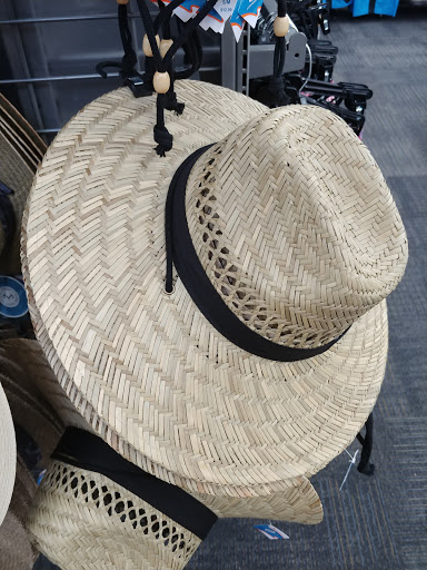 Sporting Goods Store «Academy Sports + Outdoors», reviews and photos, 1351 S Interstate Hwy 35, Round Rock, TX 78664, USA