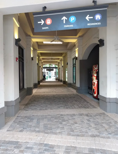 Department Store «Nordstrom Rack The Shops at Midtown Miami», reviews and photos, 3201 N Miami Ave, Miami, FL 33127, USA