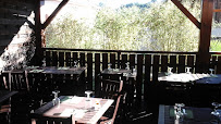 Atmosphère du Restaurant La Tour Des Pizz's à Le Pont-de-Beauvoisin - n°2