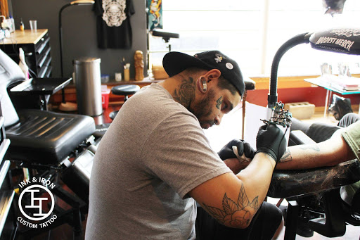 Tattoo Shop «Ink & Iron Custom Tattoo Studio», reviews and photos, 3700 N Cicero Ave, Chicago, IL 60641, USA