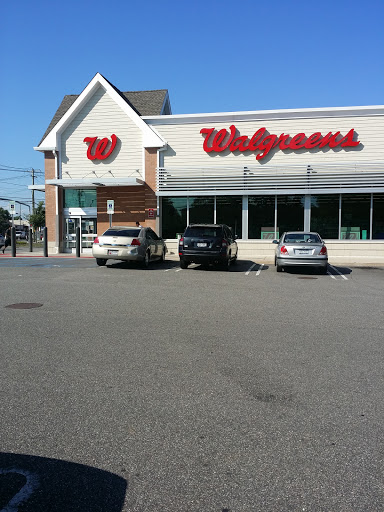 Walgreens, 603 Uniondale Ave, Uniondale, NY 11553, USA, 