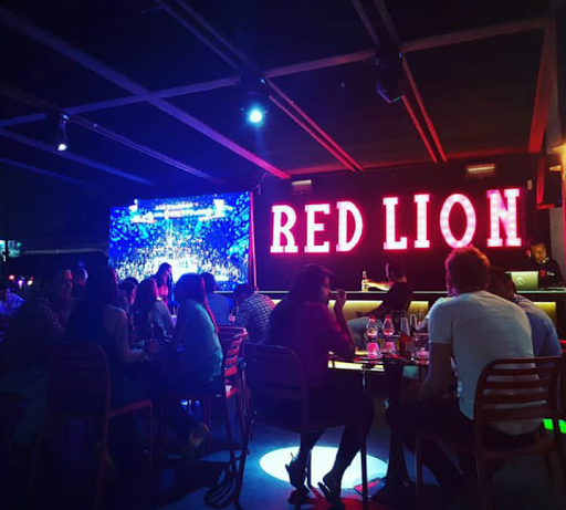 Red Lion | Bar en Guayaquil