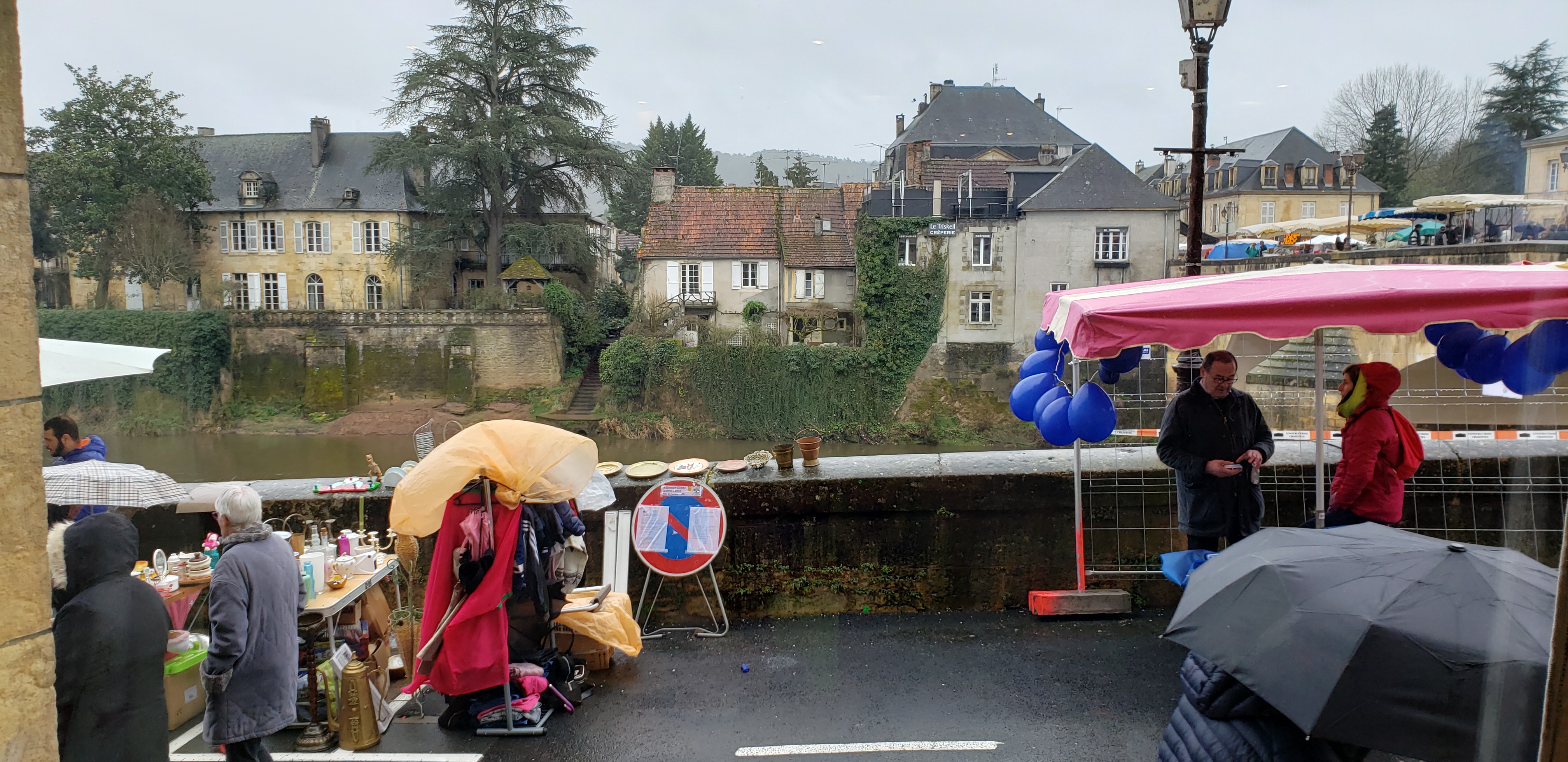 Photo n° 4 de l'avis de Dom.i fait le 10/03/2019 à 10:02