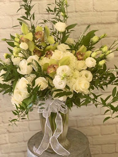 Florist «Sweet Pea Florist», reviews and photos, 5918 Naples Plaza, Long Beach, CA 90803, USA