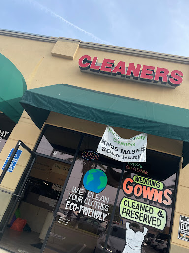 Dry Cleaner «Greenway Cleaners», reviews and photos, 665 N Tustin St # M, Orange, CA 92867, USA