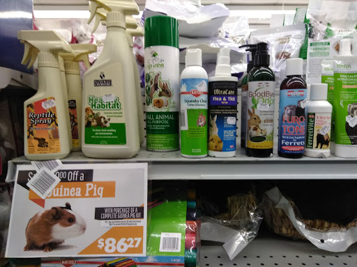 Pet Supply Store «Petland Discounts - Sunset Park», reviews and photos, 5015 5th Ave, Brooklyn, NY 11220, USA