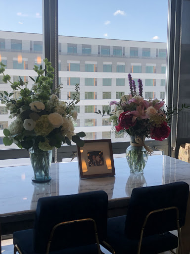 Florist «Westgate Flower & Plant Shop», reviews and photos, 841 S Oak Park Ave, Oak Park, IL 60304, USA