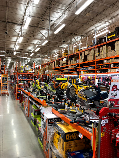 Home Improvement Store «The Home Depot», reviews and photos, 955 N Randall Rd, Elgin, IL 60123, USA