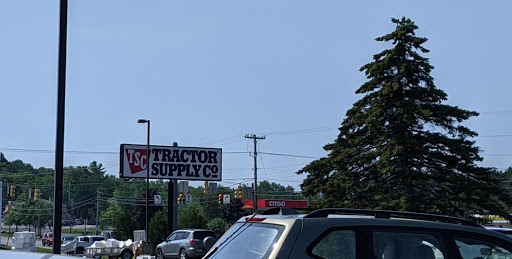 Home Improvement Store «Tractor Supply Co.», reviews and photos, 1161 Broadway, Bangor, ME 04401, USA