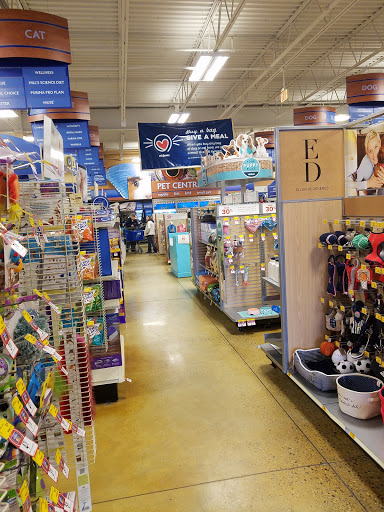 Pet Supply Store «PetSmart», reviews and photos, 55 Boston Post Rd, Orange, CT 06477, USA